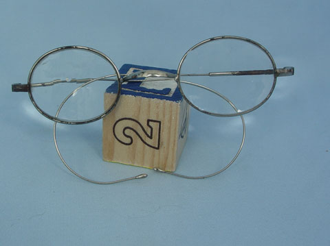 Glasses Antique - Click Image to Close