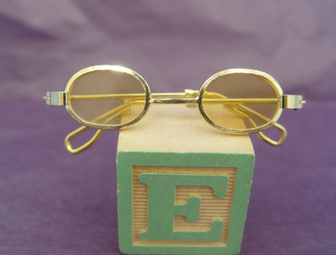 Gold Colored Tiny Glasses - Click Image to Close