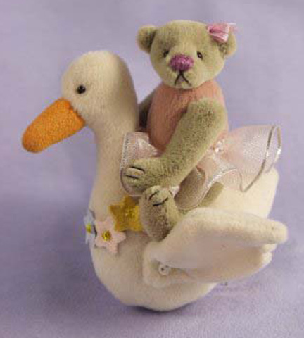 Deb Canham Little Gems Swanning Along* - Click Image to Close